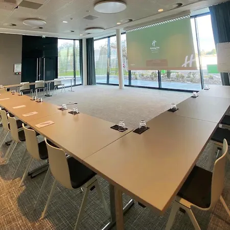 Paris Cdg Airport An Ihg 4*