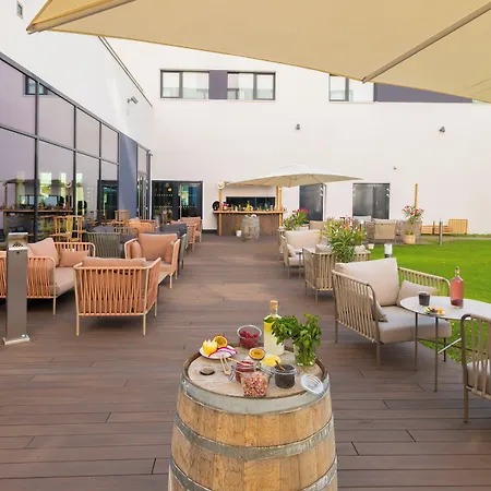 Paris Cdg Airport An Ihg Roissy-en-France