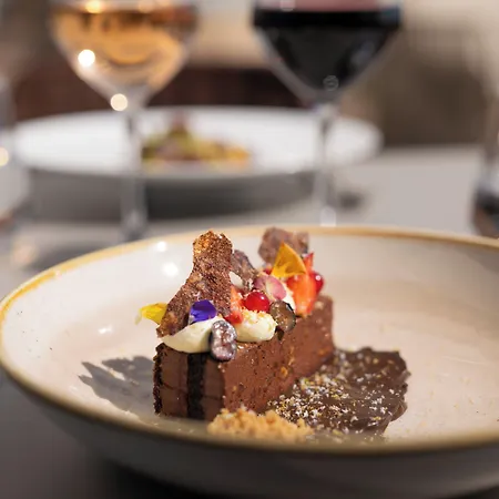 Paris Cdg Airport An Ihg 4*