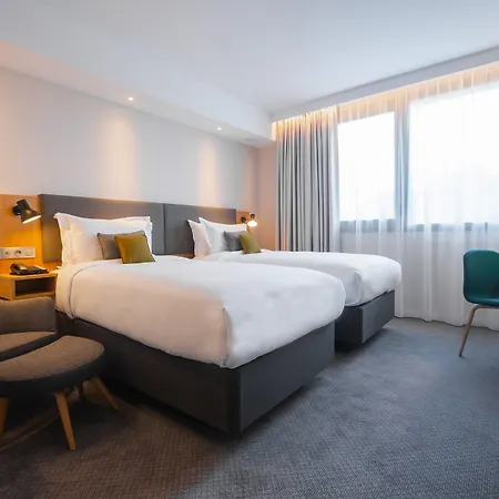 Paris Cdg Airport An Ihg 酒店 4*