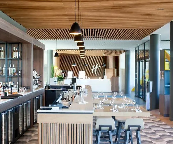 Paris Cdg Airport An Ihg 4* 루와시 앙 프랑스