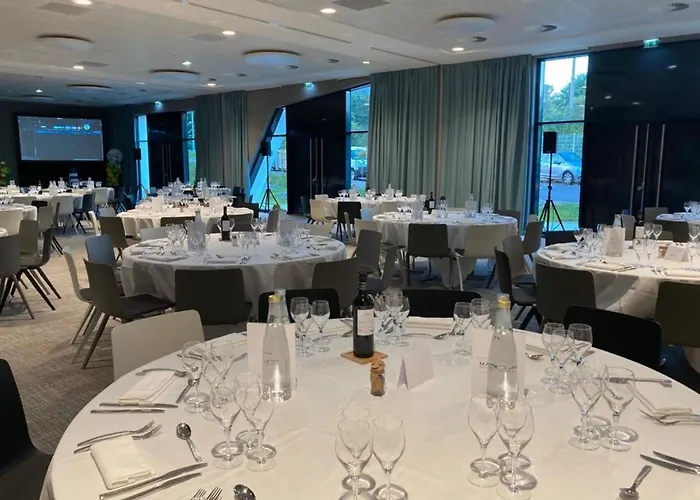 Paris Cdg Airport An Ihg 호텔 루와시 앙 프랑스