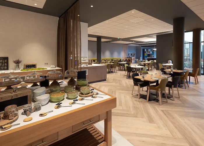 Paris Cdg Airport An Ihg 호텔