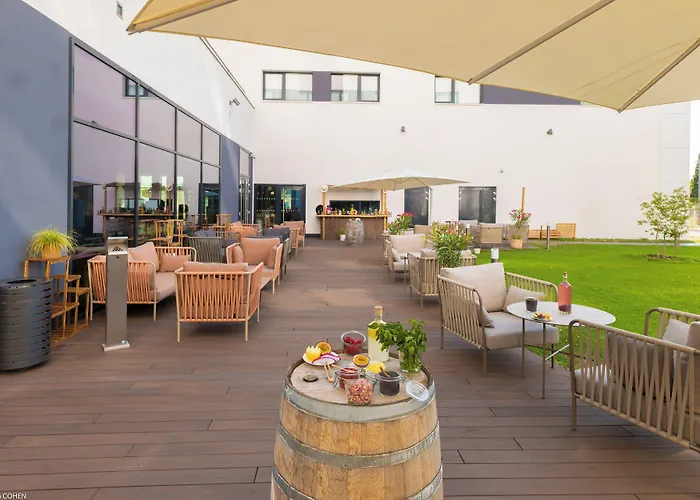 Paris Cdg Airport An Ihg 루와시 앙 프랑스