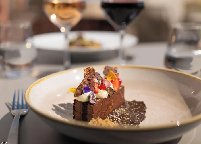 Paris Cdg Airport An Ihg 4*